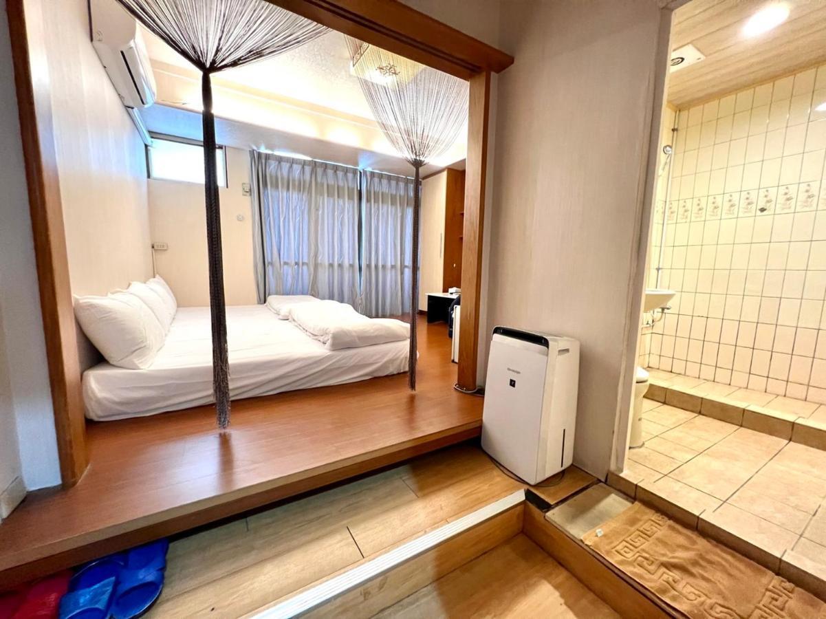 Long House Apartment Taichung Exterior photo