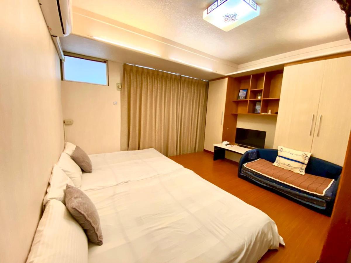 Long House Apartment Taichung Exterior photo